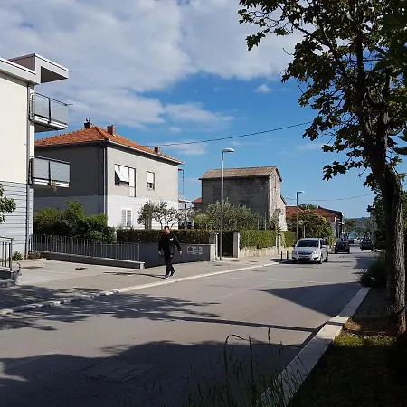 Apartament Vukovarska Rose Kaštela