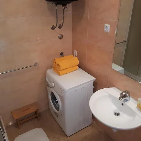 Vukovarska Rose شقة Kaštela
